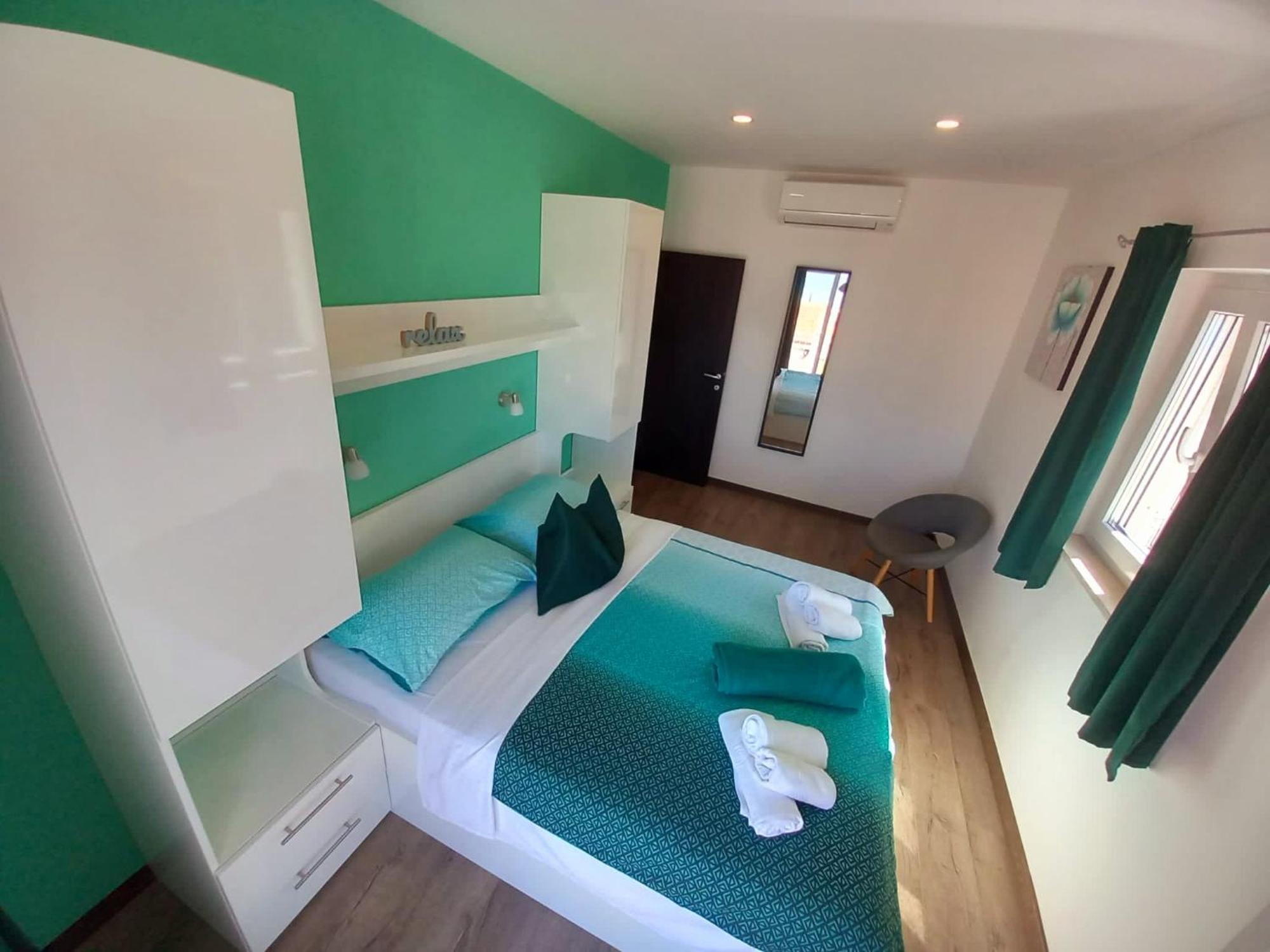 Apartmani Omrcen Baska Voda Exterior photo